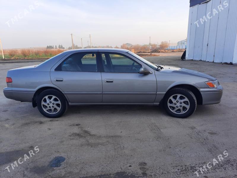 Toyota Camry 2000 - 175 000 TMT - Байрамали - img 1