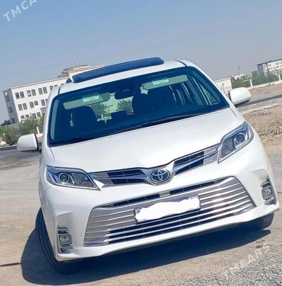 Toyota Sienna 2018 - 440 000 TMT - Gökdepe - img 1