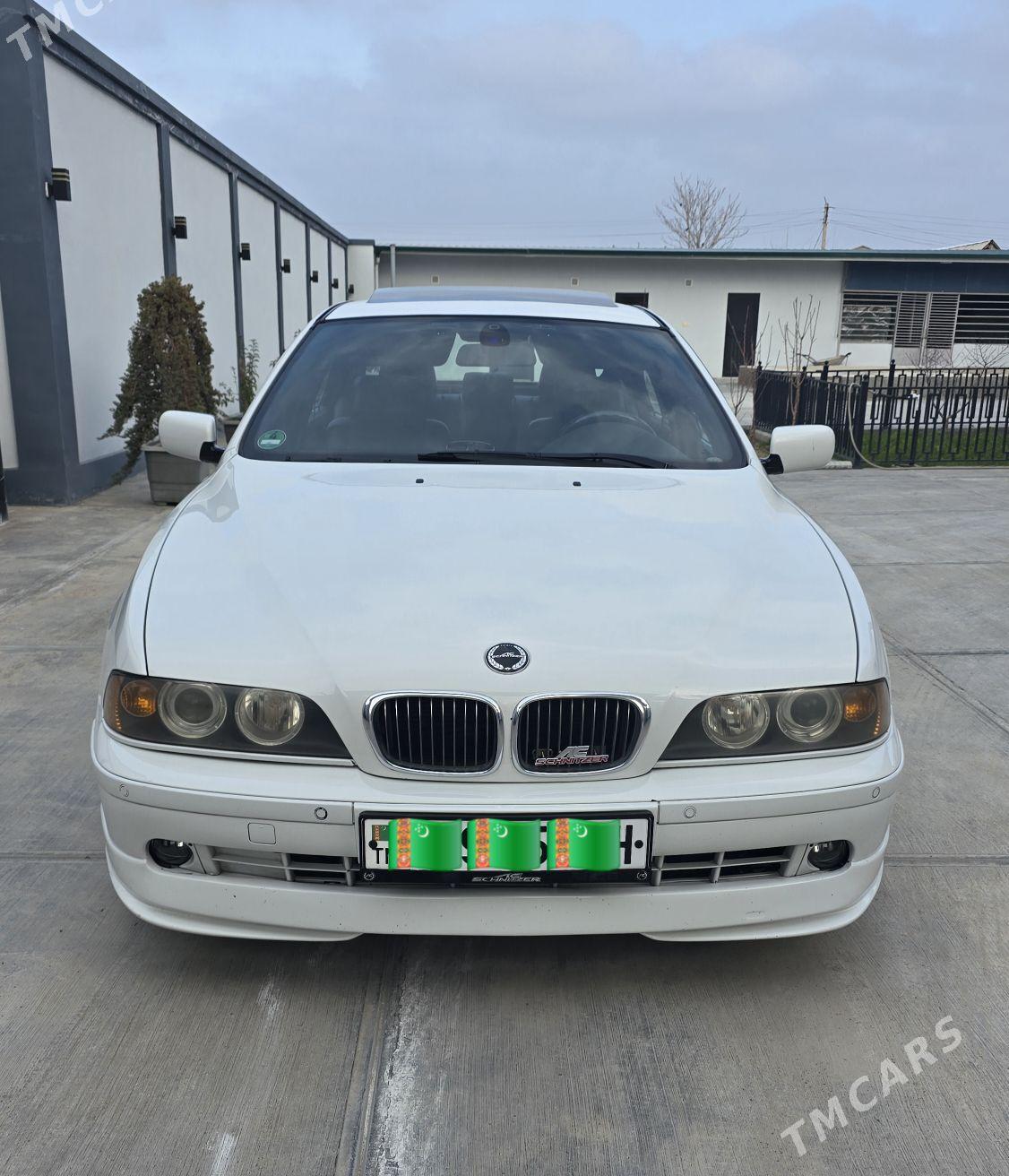 BMW E39 2001 - 130 000 TMT - Ak bugdaý etraby - img 1