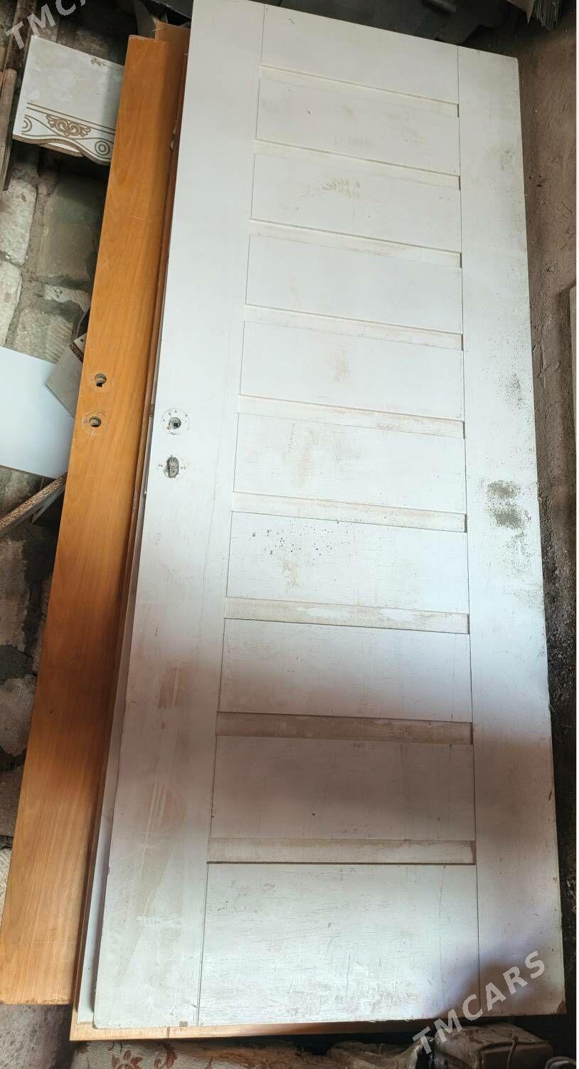 satlyk gapy - Türkmenbaşy - img 1