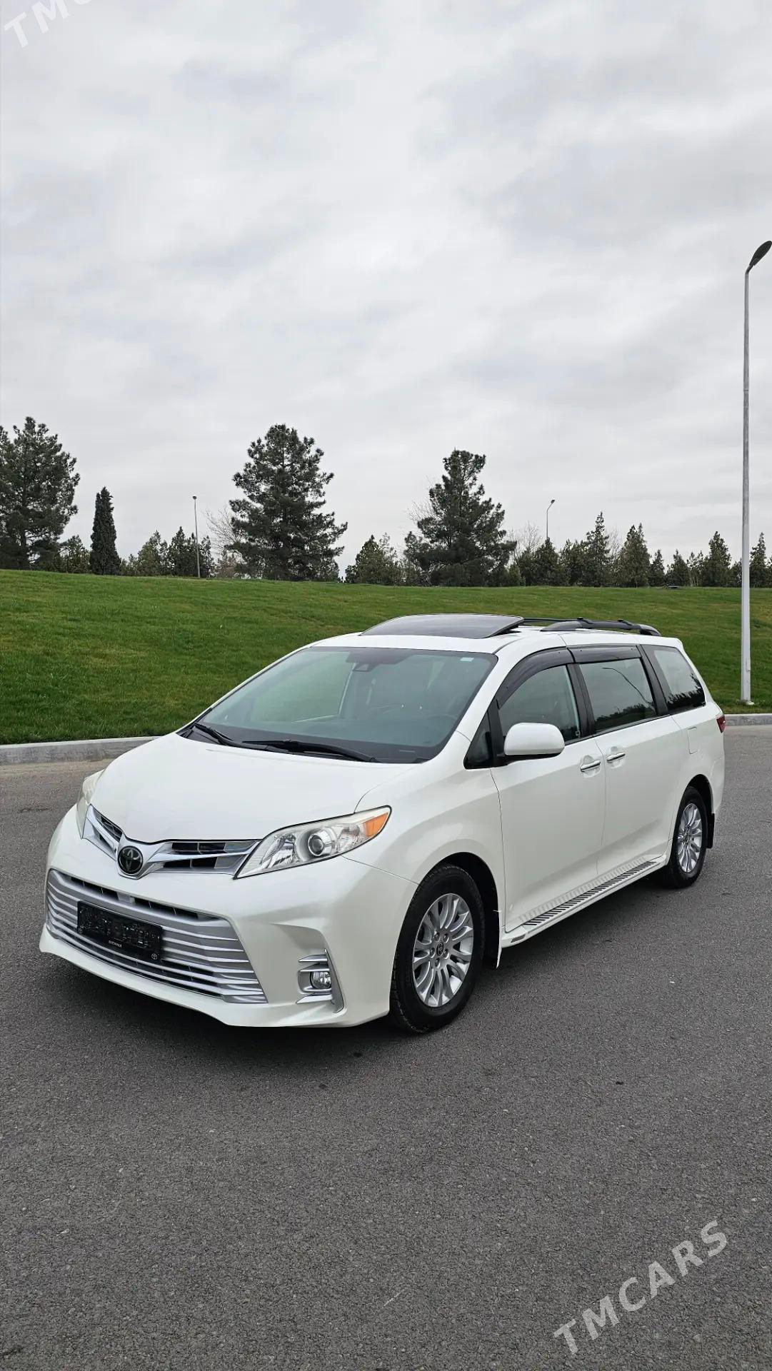 Toyota Sienna 2020 - 646 000 TMT - Ашхабад - img 1