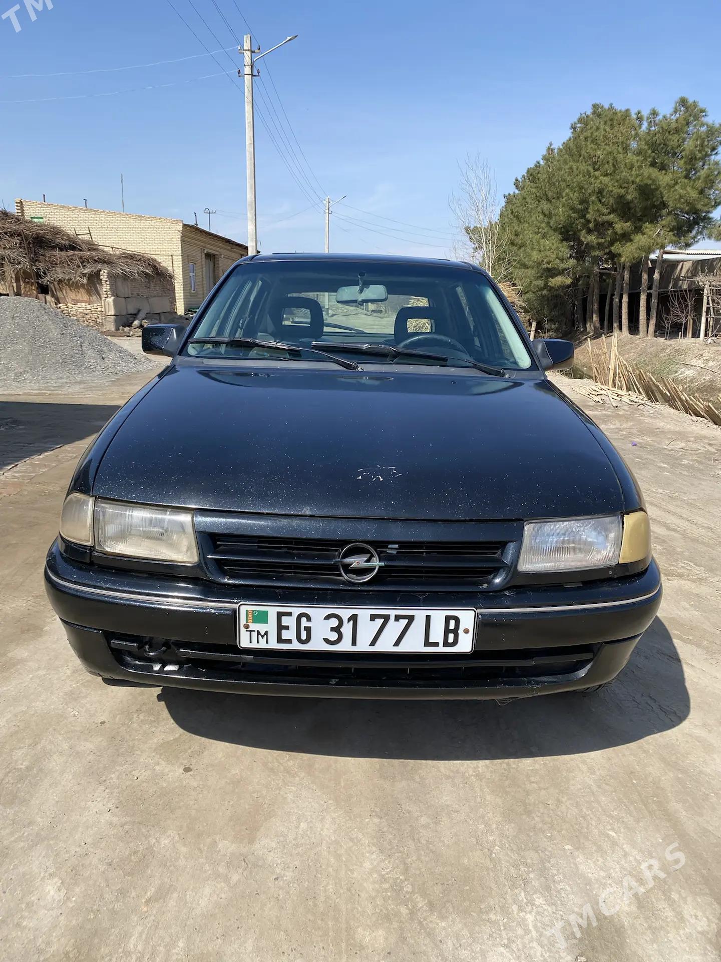 Opel Astra 1994 - 50 000 TMT - Çärjew - img 1