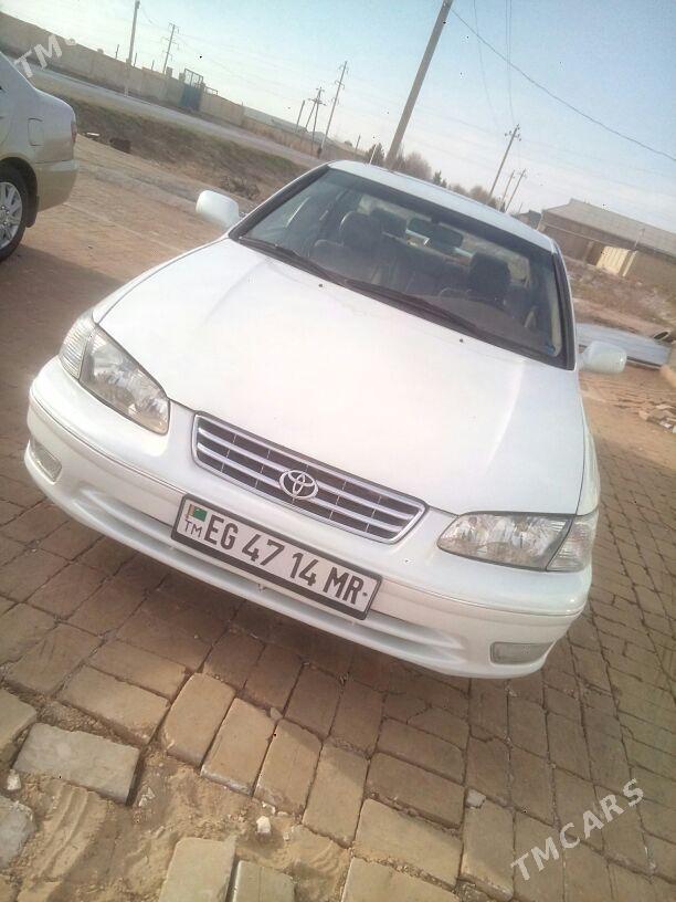 Toyota Camry 2000 - 150 000 TMT - Байрамали - img 1