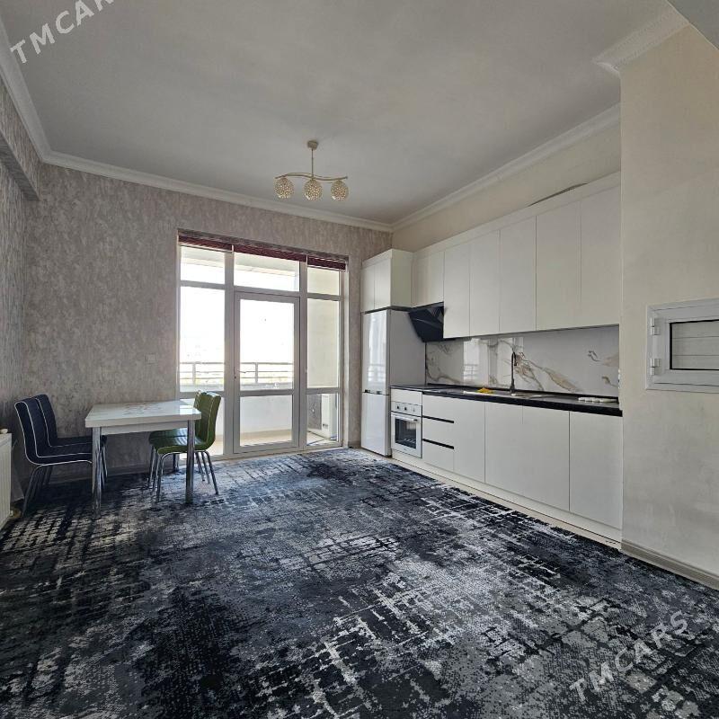 gurtly 3 kom 4/2 et - Gurtly - img 1