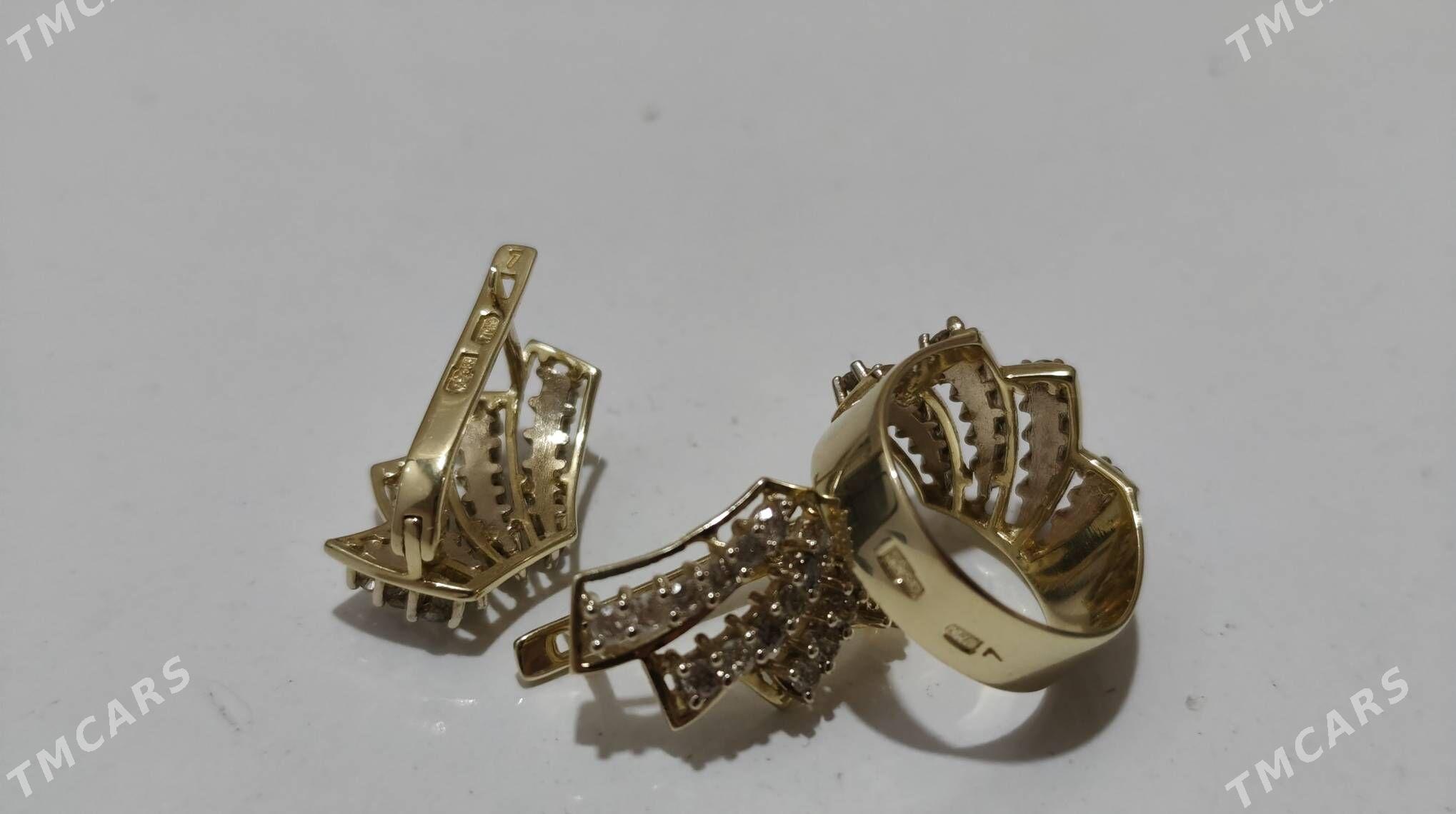 KOMPLEKT BRILANT - Hitrowka - img 1