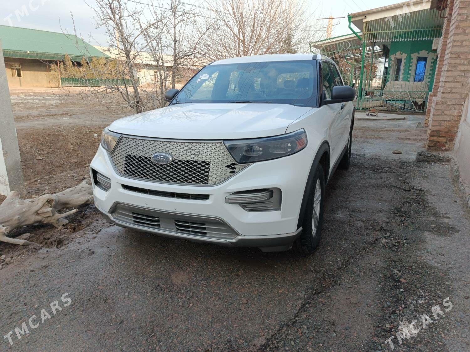 Ford Explorer 2022 - 390 000 TMT - Кёнеургенч - img 1