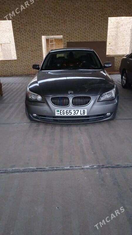 BMW 5 Series 2010 - 200 000 TMT - Çärjew - img 1