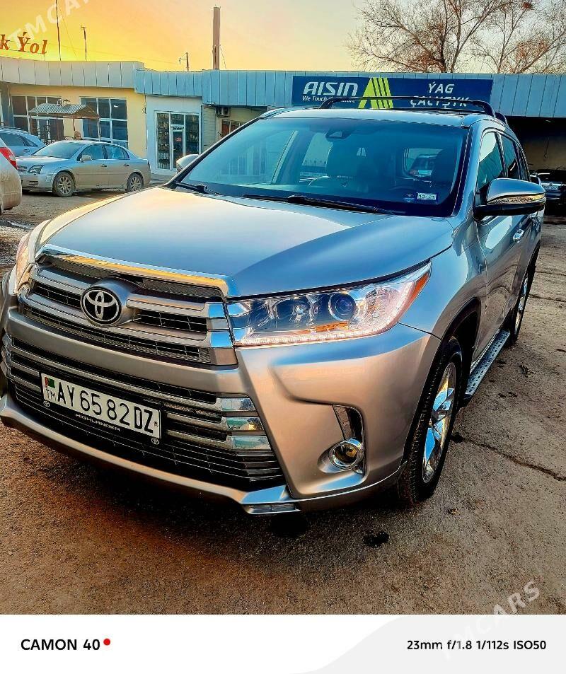 Toyota Highlander 2019 - 460 000 TMT - Daşoguz - img 1
