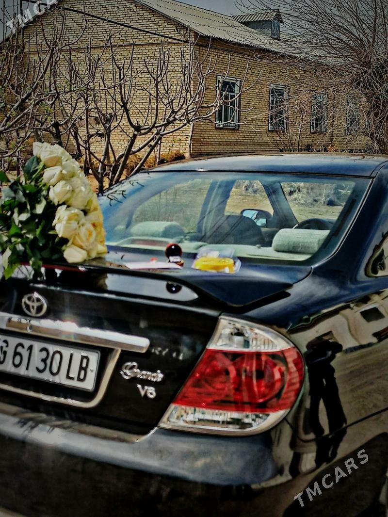 Toyota Camry 2005 - 179 000 TMT - Garabekewül - img 1