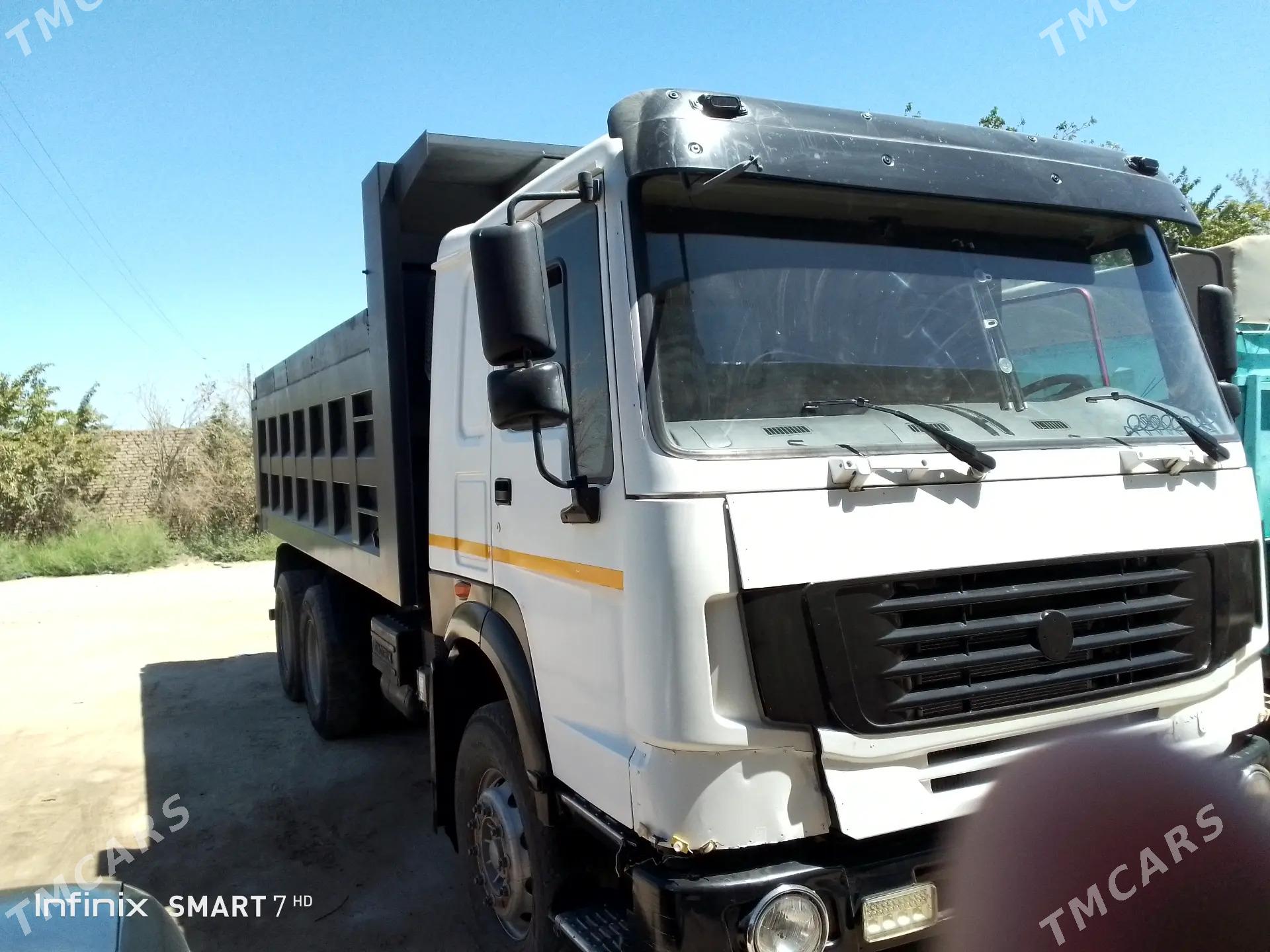 Howo NX (N7) 2009 - 300 000 TMT - Mary - img 1