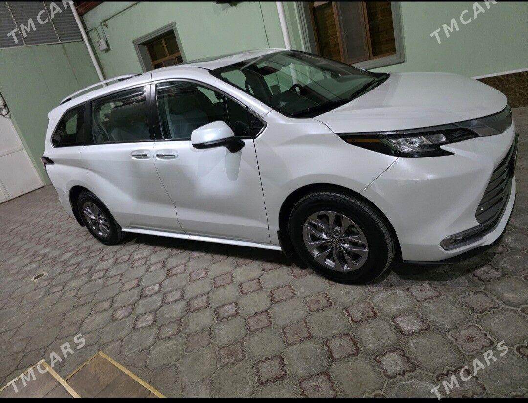 Toyota Sienna 2022 - 660 000 TMT - Bedew - img 1