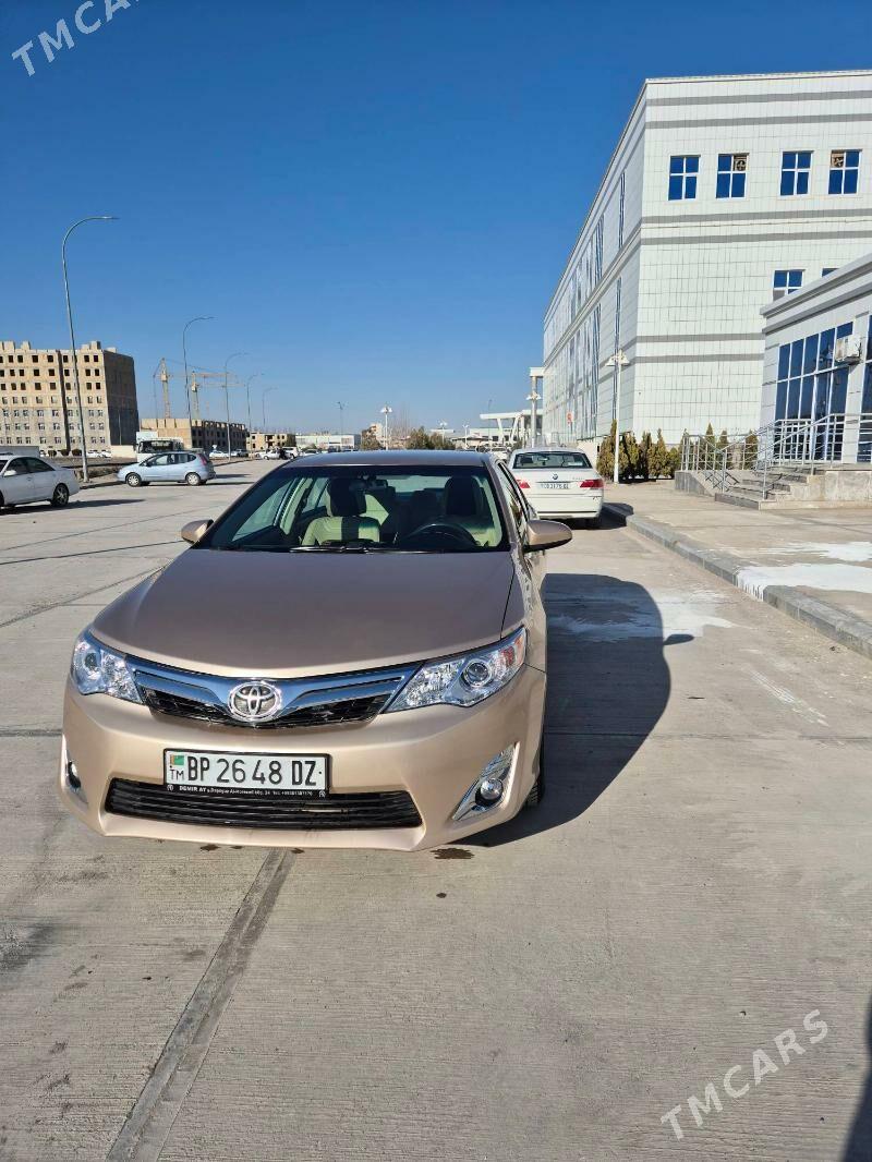 Toyota Camry 2012 - 190 000 TMT - Дашогуз - img 1