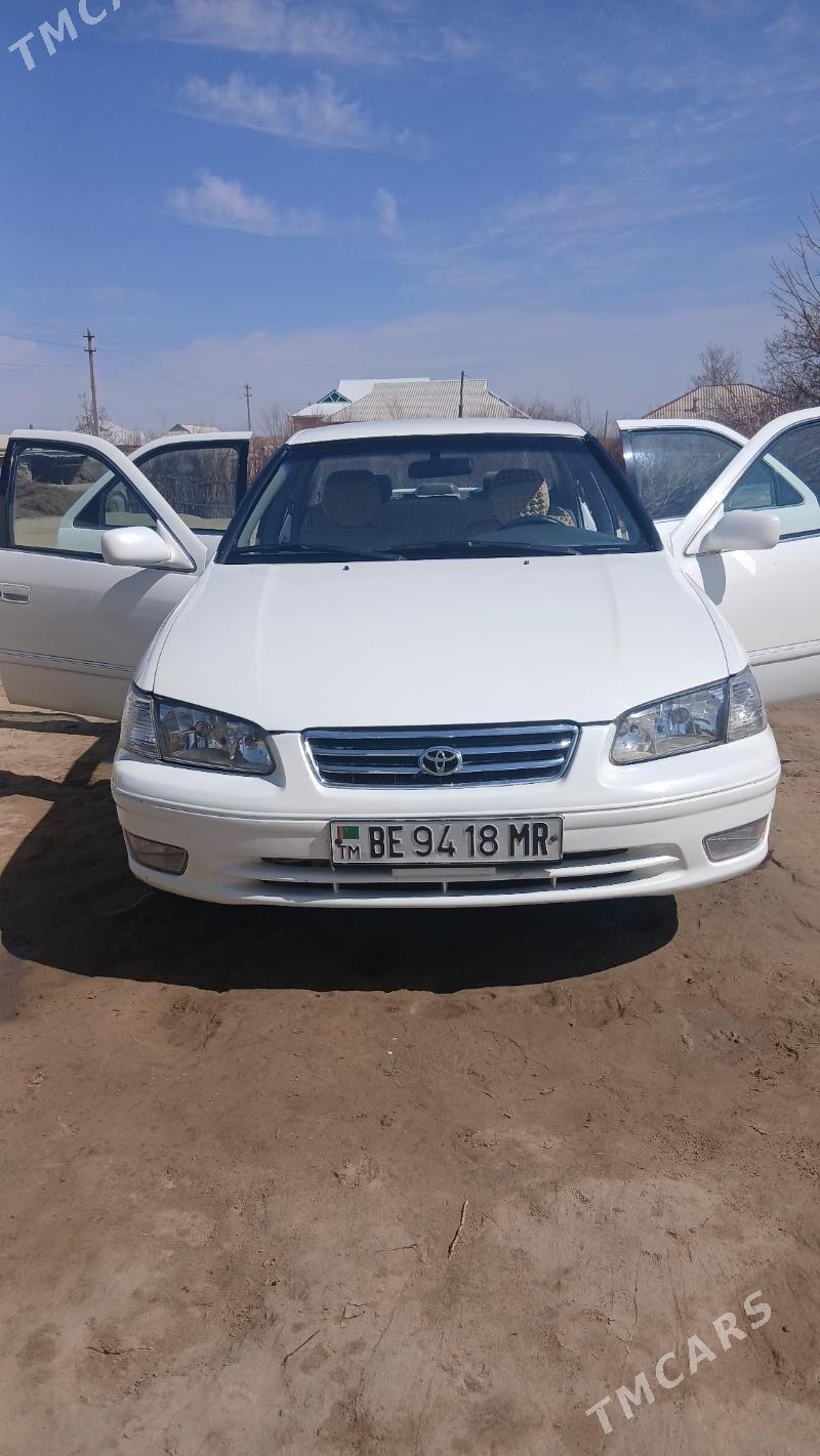 Toyota Camry 2000 - 120 000 TMT - Ýolöten - img 1