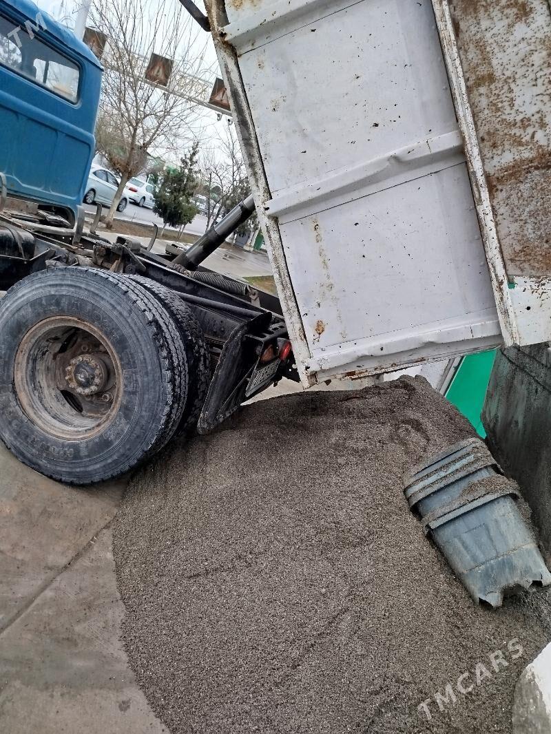 BUT KAMEN SEMENT MITI MYTY GUM - Bedew - img 1