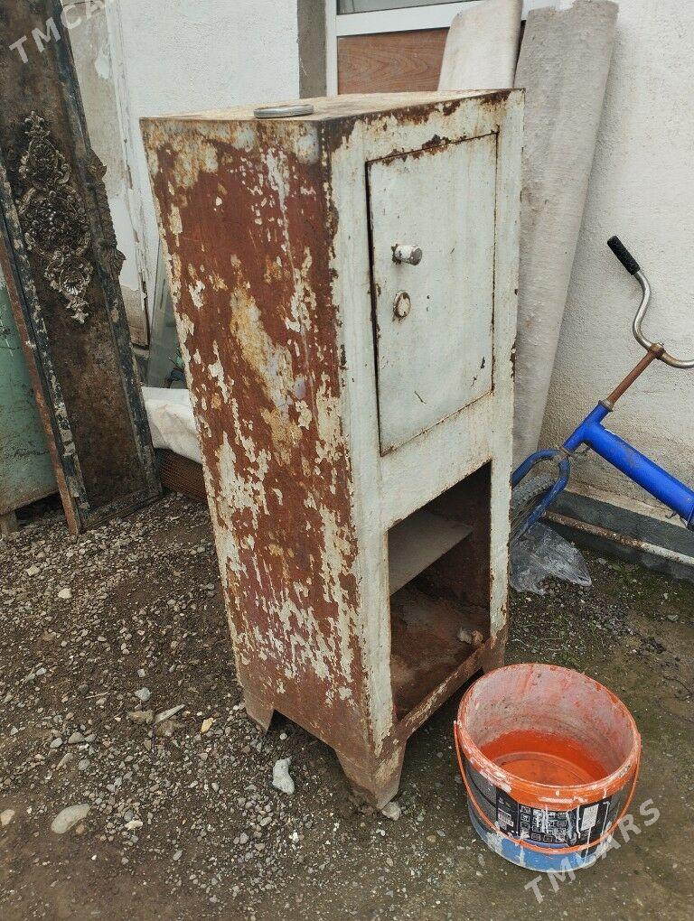 Demir seŷfler - Гарадамак - img 1