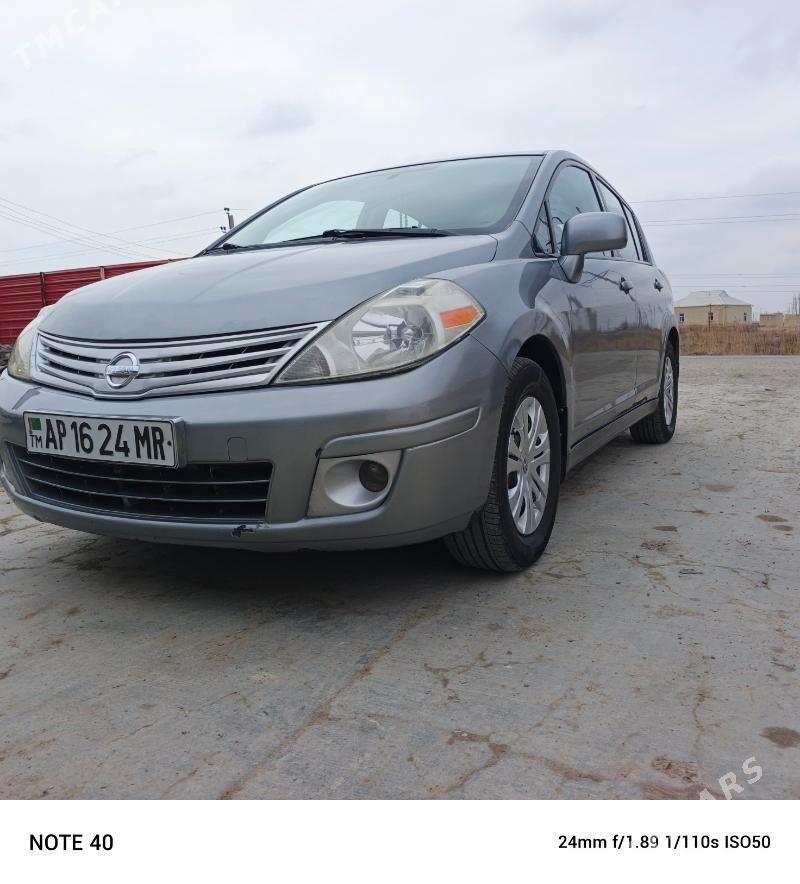 Nissan Versa 2010 - 125 000 TMT - Мары - img 1