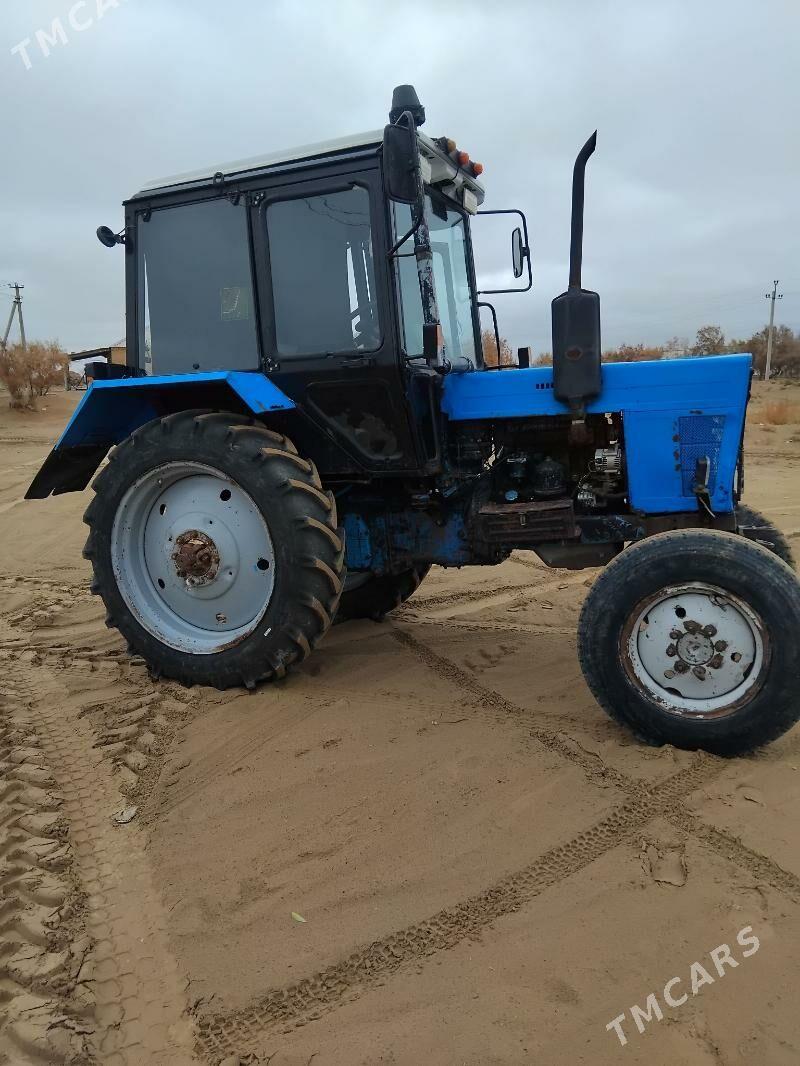 MTZ 80 1992 - 120 000 TMT - Ak bugdaý etraby - img 1