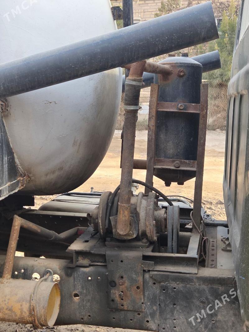 Zil 130 1982 - 55 000 TMT - Кёнеургенч - img 1