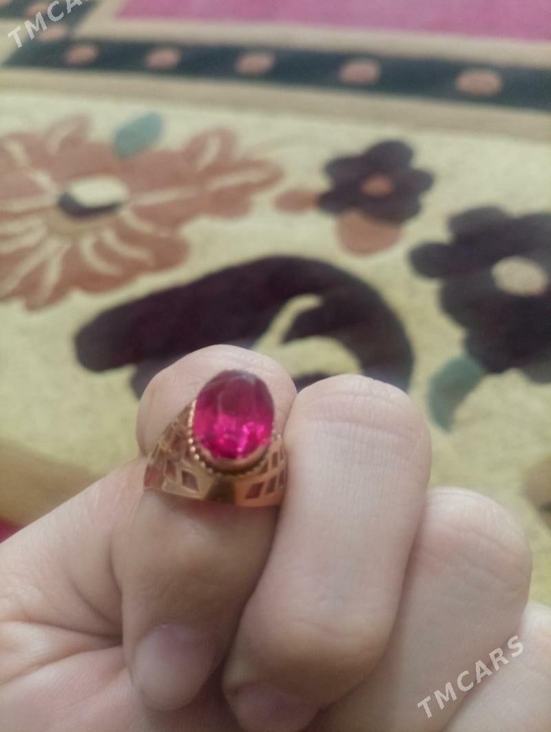 Gadymy altyn ýüzük - Кёнеургенч - img 1