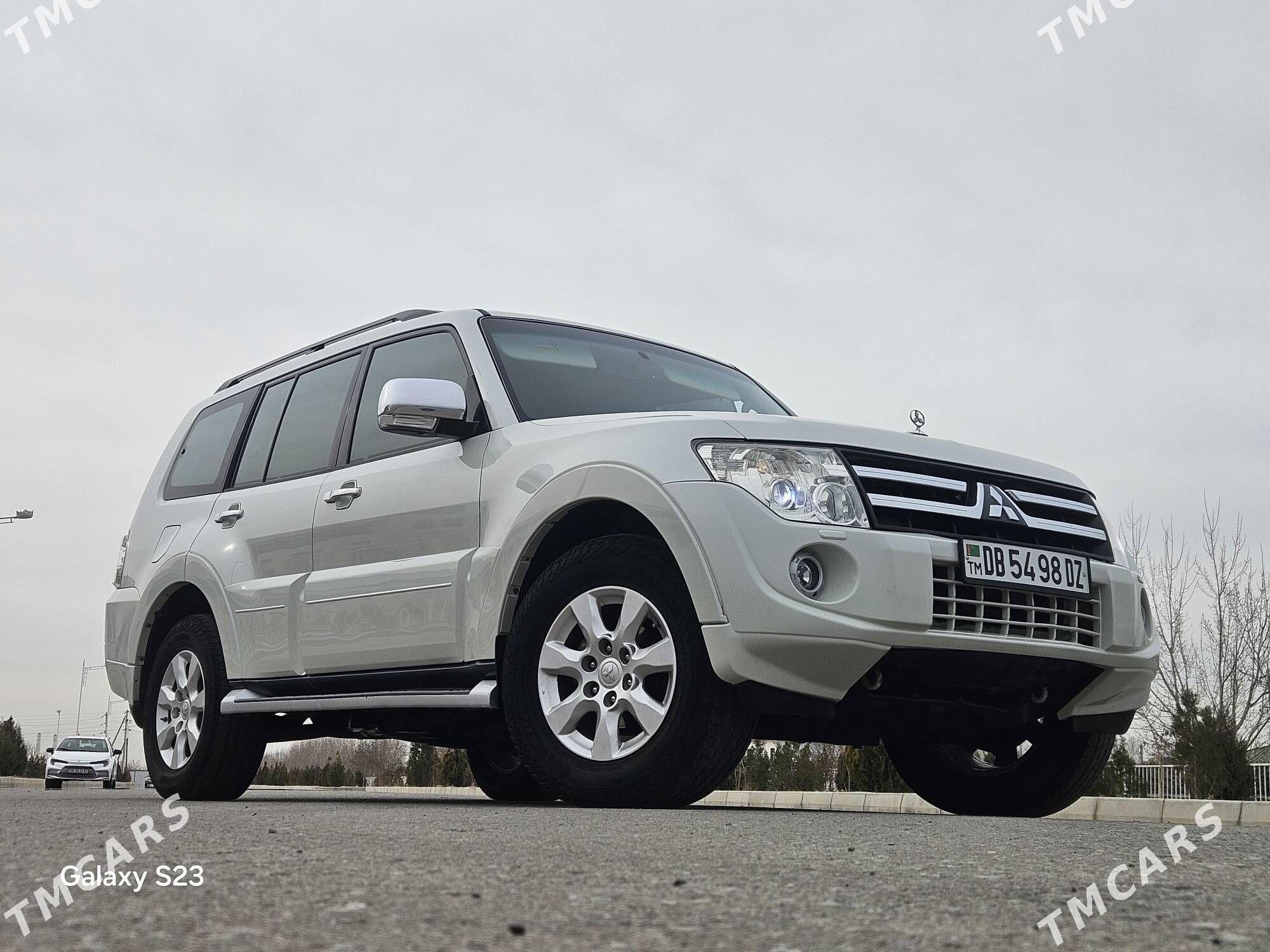 Mitsubishi Pajero 2013 - 277 000 TMT - Дашогуз - img 1