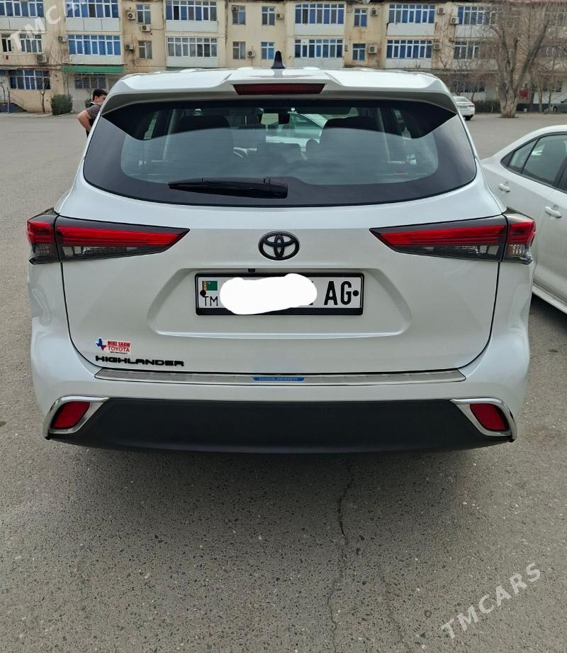 Toyota Highlander 2022 - 600 000 TMT - Aşgabat - img 1