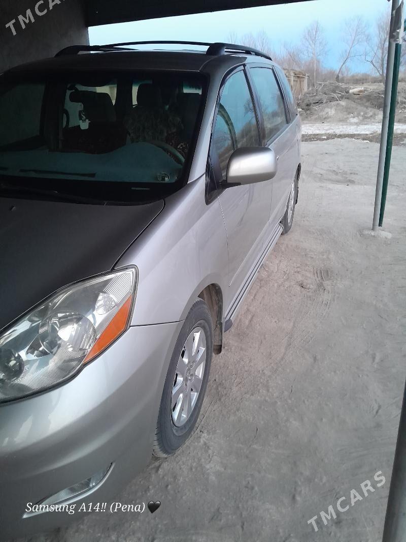 Toyota Sienna 2009 - 280 000 TMT - Болдумсаз - img 1
