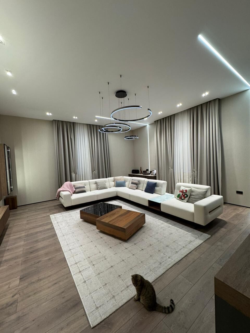 Padwoyski elitni jay 4 komnat - Podwoýski köç. (Bitarap Türkmenistan şaýoly) - img 1