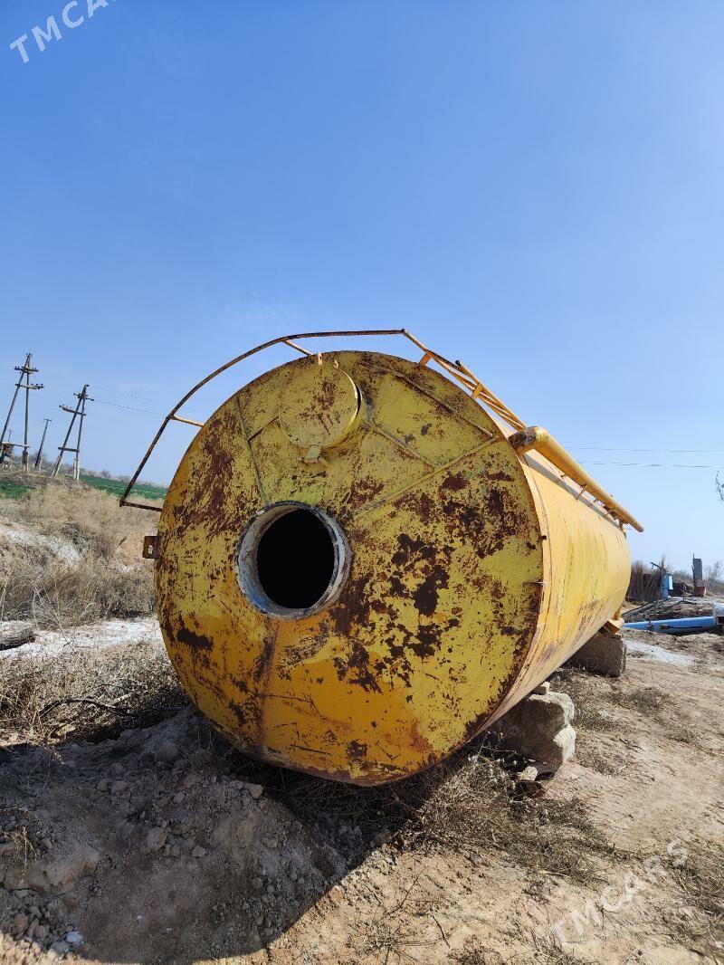 sement bacok - Сакар - img 1