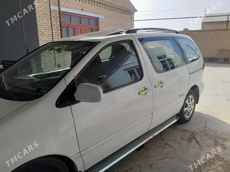 Toyota Sienna 2000 - 200 000 TMT - Dänew - img 1