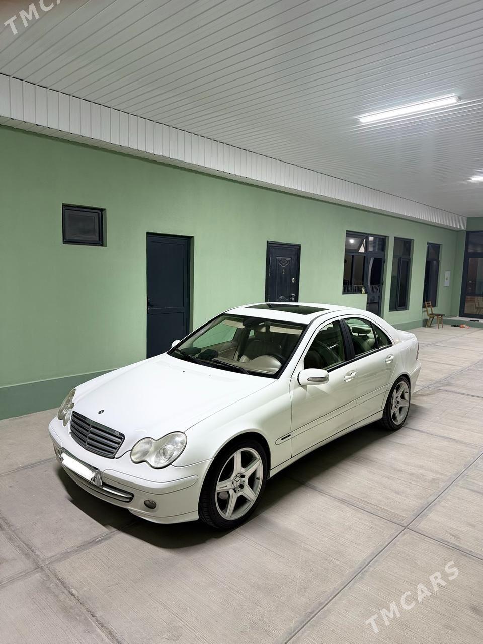 Mercedes-Benz C-Class 2005 - 99 000 TMT - Aşgabat - img 1