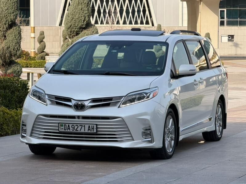 Toyota Sienna 2019 - 498 000 TMT - Aşgabat - img 1