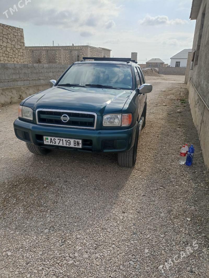 Nissan Pathfinder 1996 - 90 000 TMT - Jebel - img 1