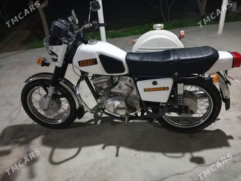 Iž Planeta 5 2015 - 15 000 TMT - Мургап - img 1