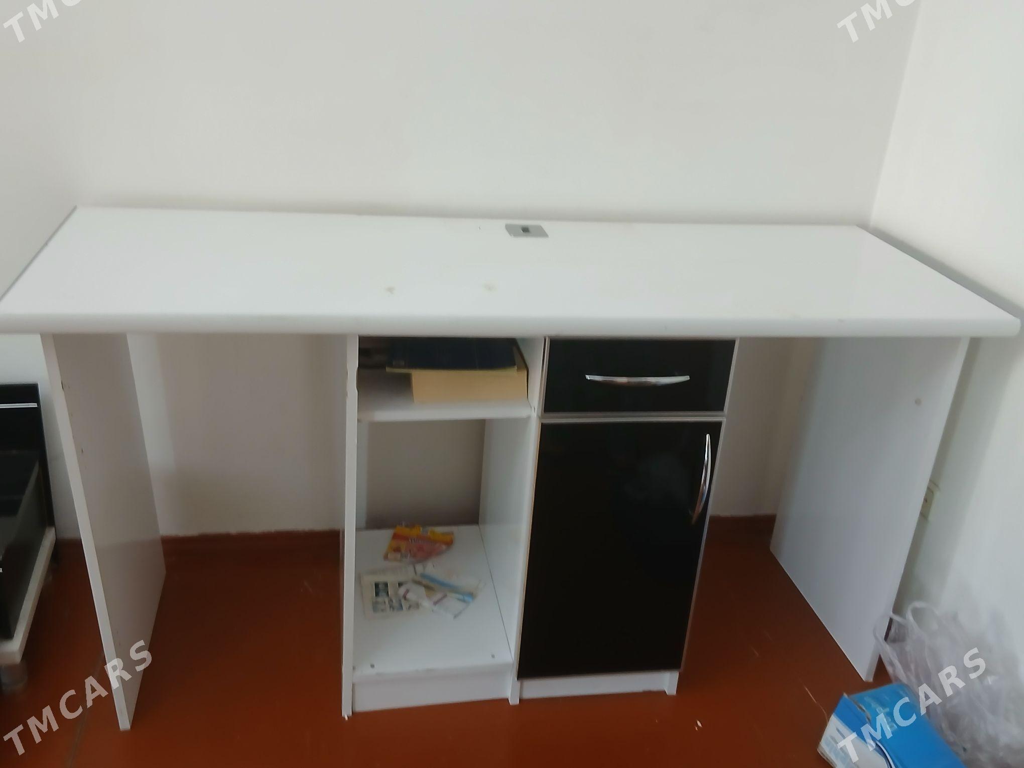 kampyyutyr ystol - 11 мкр - img 1