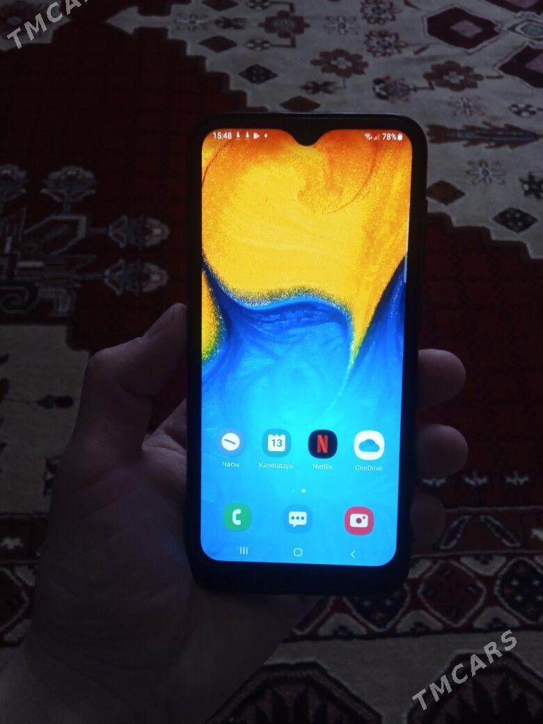Samsung A20 - Çärjew - img 1