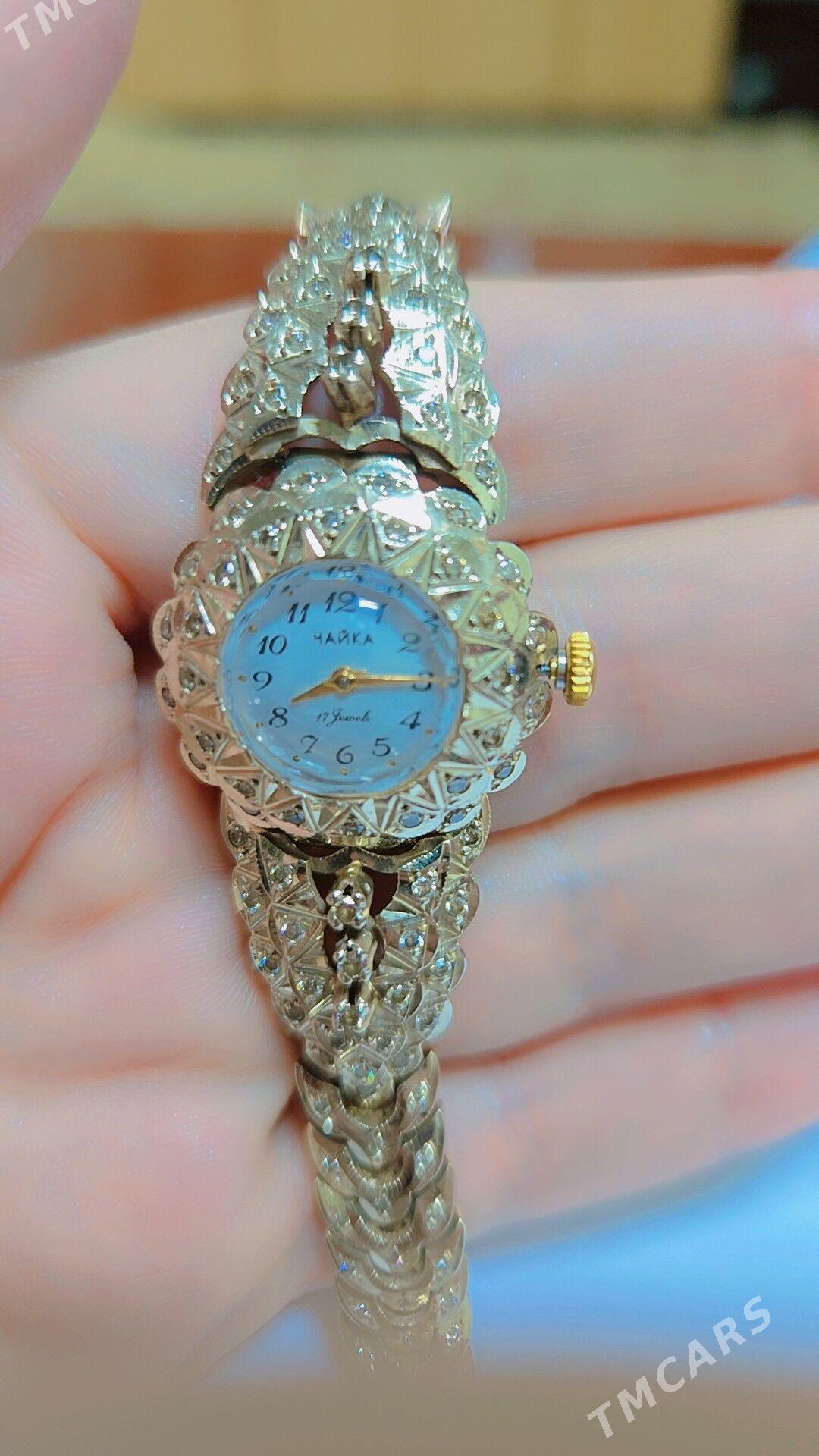 gyzyl sagat - Parahat 4 - img 1