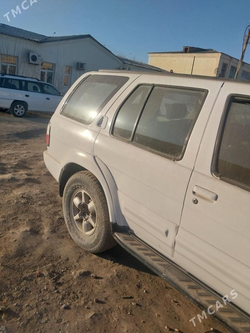 Nissan Pathfinder 1998 - 70 000 TMT - Daşoguz - img 1
