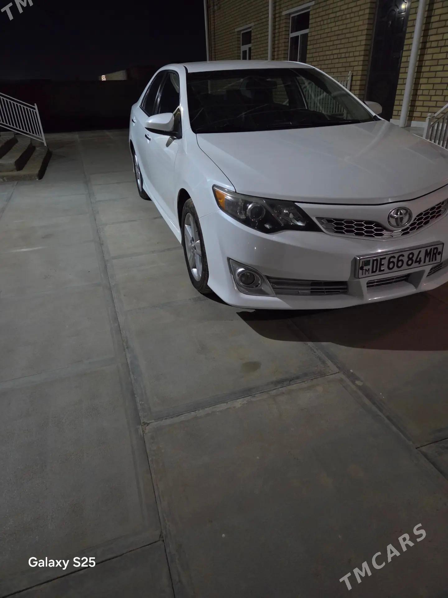 Toyota Camry 2012 - 217 000 TMT - Baýramaly - img 1