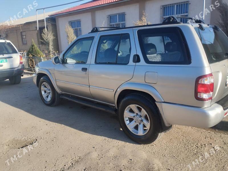 Nissan Pathfinder 2002 - 120 000 TMT - Сакар - img 1