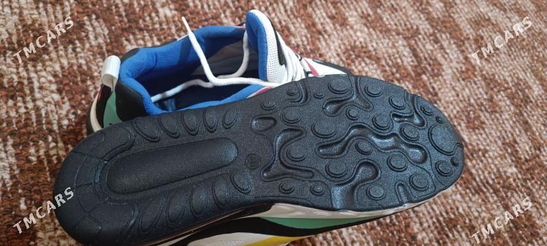 Nike - Дашогуз - img 1