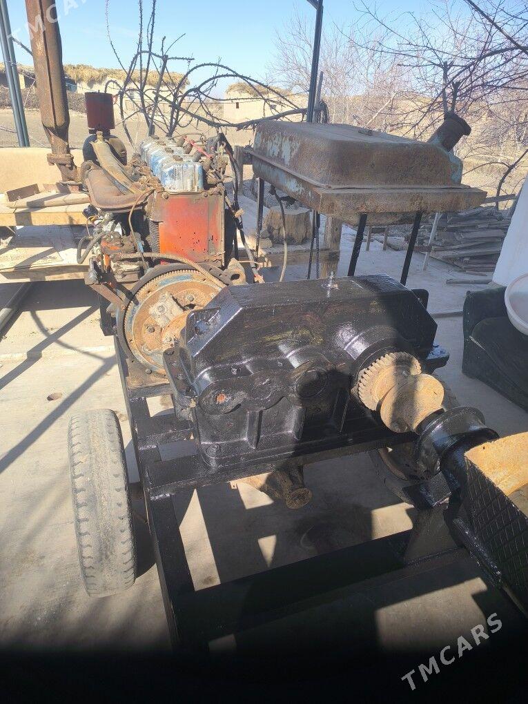 MTZ T-28 2020 - 32 000 TMT - Şabat etr. - img 1