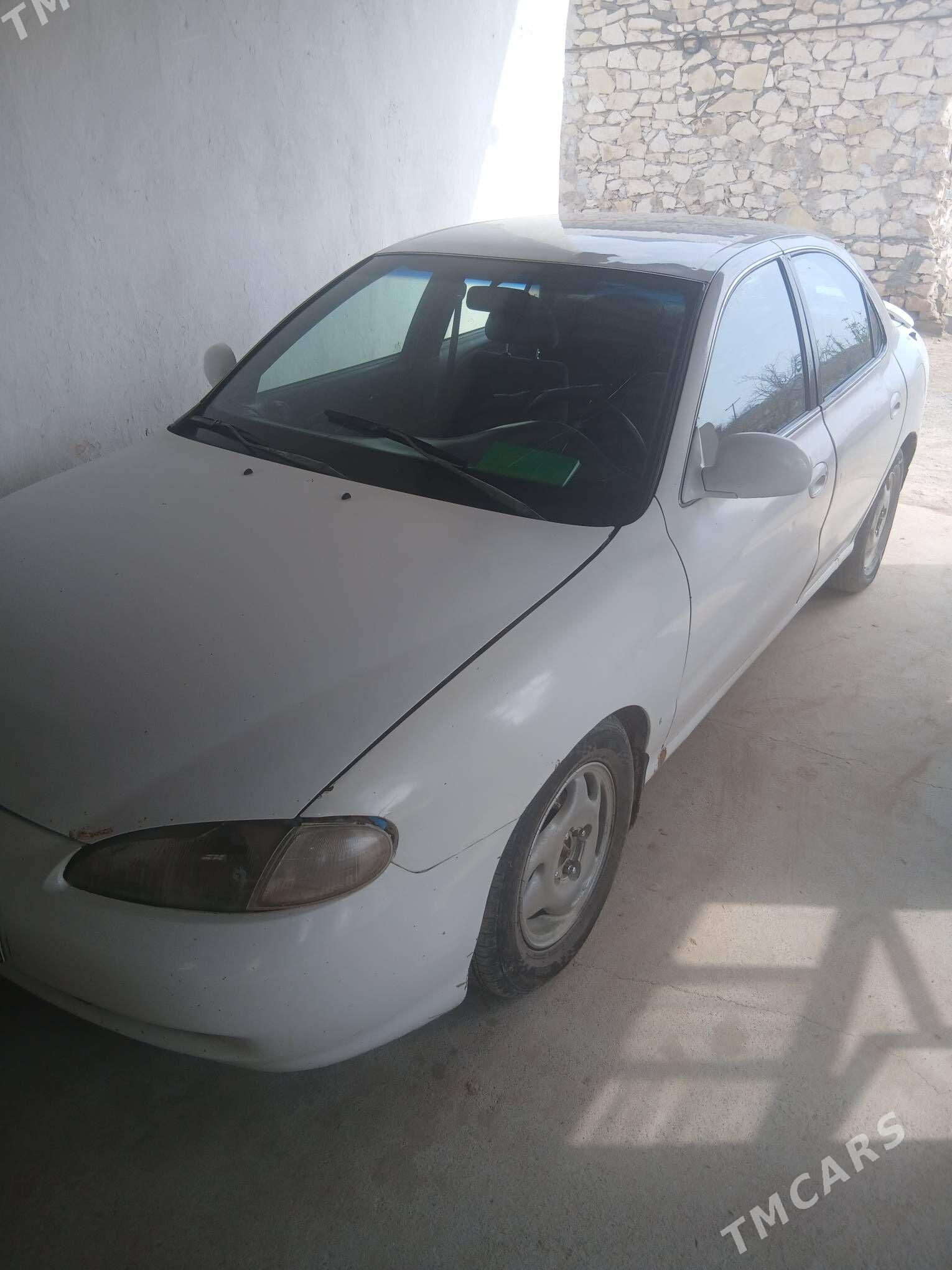Hyundai Elantra 1996 - 33 000 TMT - Койтендаг - img 1