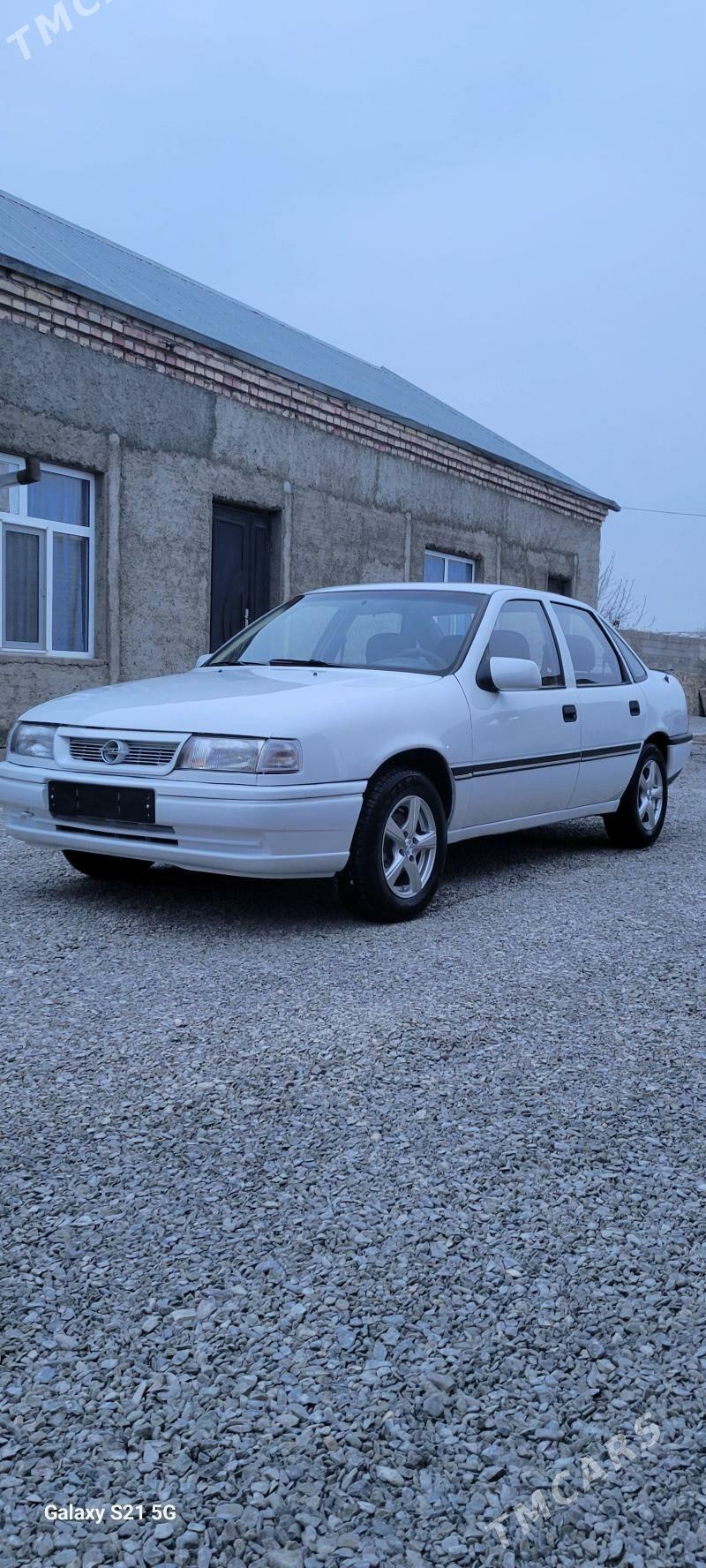 Opel Vectra 1989 - 48 000 TMT - Бахарден - img 1