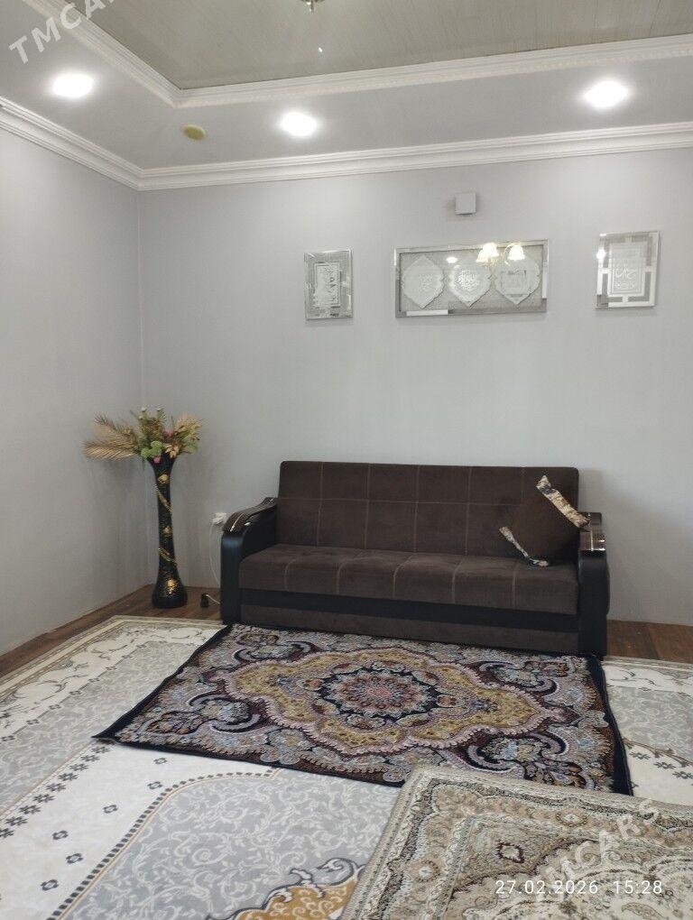 Satlyk jay 14 PMK - Ýaşlyk - img 1