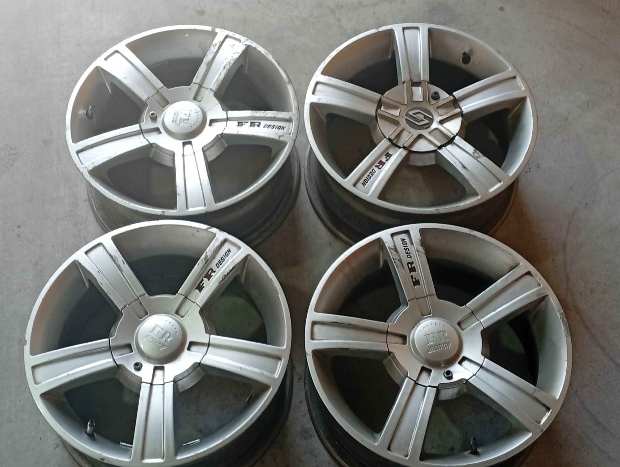 Hunday Disga 15 lik 1 200 TMT - Garadamak - img 1