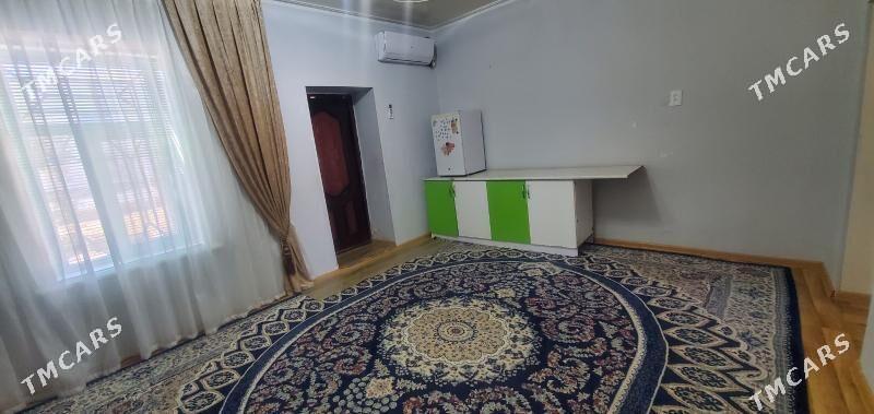 Arenda jay Eyesinden - Mary - img 1