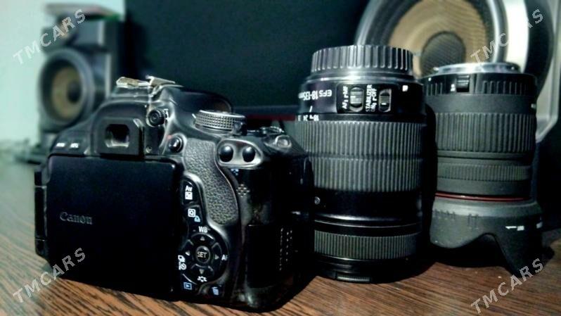 Canon 600D - Чарджоу - img 1