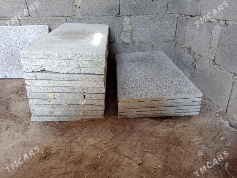 Granit - Арзув - img 1