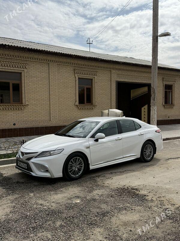 Toyota Camry 2019 - 310 000 TMT - Сакар - img 1