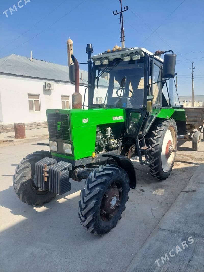 MTZ 82 2012 - 180 000 TMT - Бузмеин - img 1